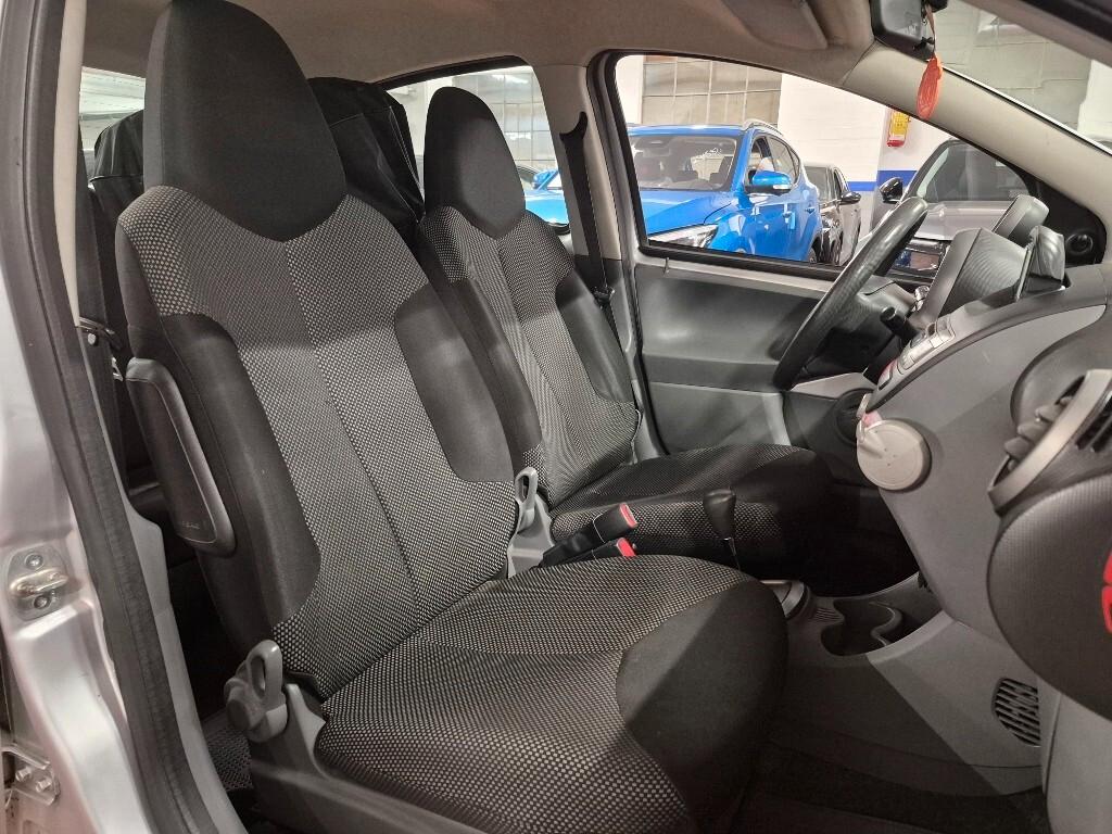Toyota Aygo 1.0 12V VVT-i 5 porte Now Connect