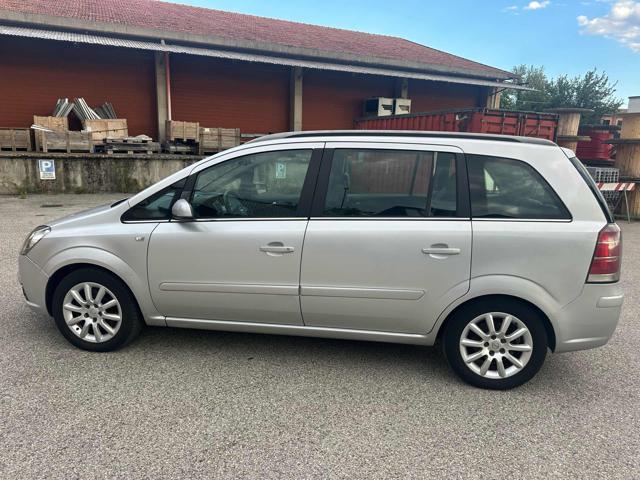 OPEL Zafira 1.9 CDTI 120CV Cosmo senza nessun lavoro da fare