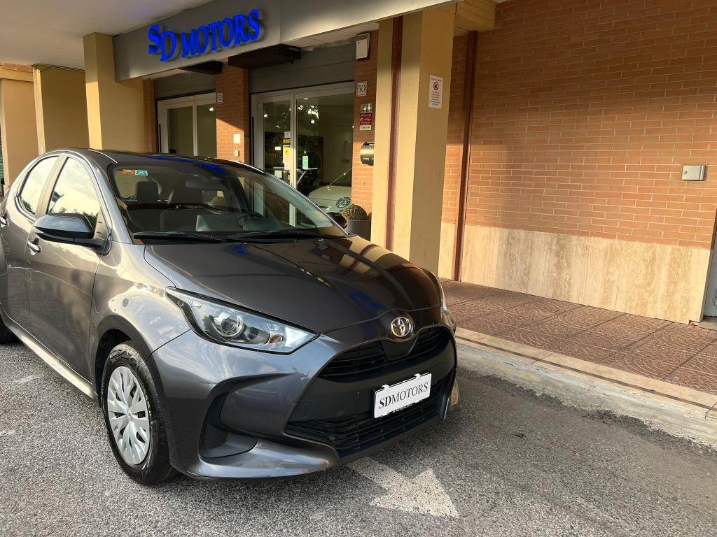 Toyota Yaris 1.0 Active *Promo SD 2025*