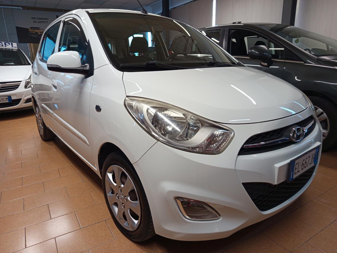 Hyundai i10 1.1 benzina, 100 Mila chilometri. Ok neopatentati