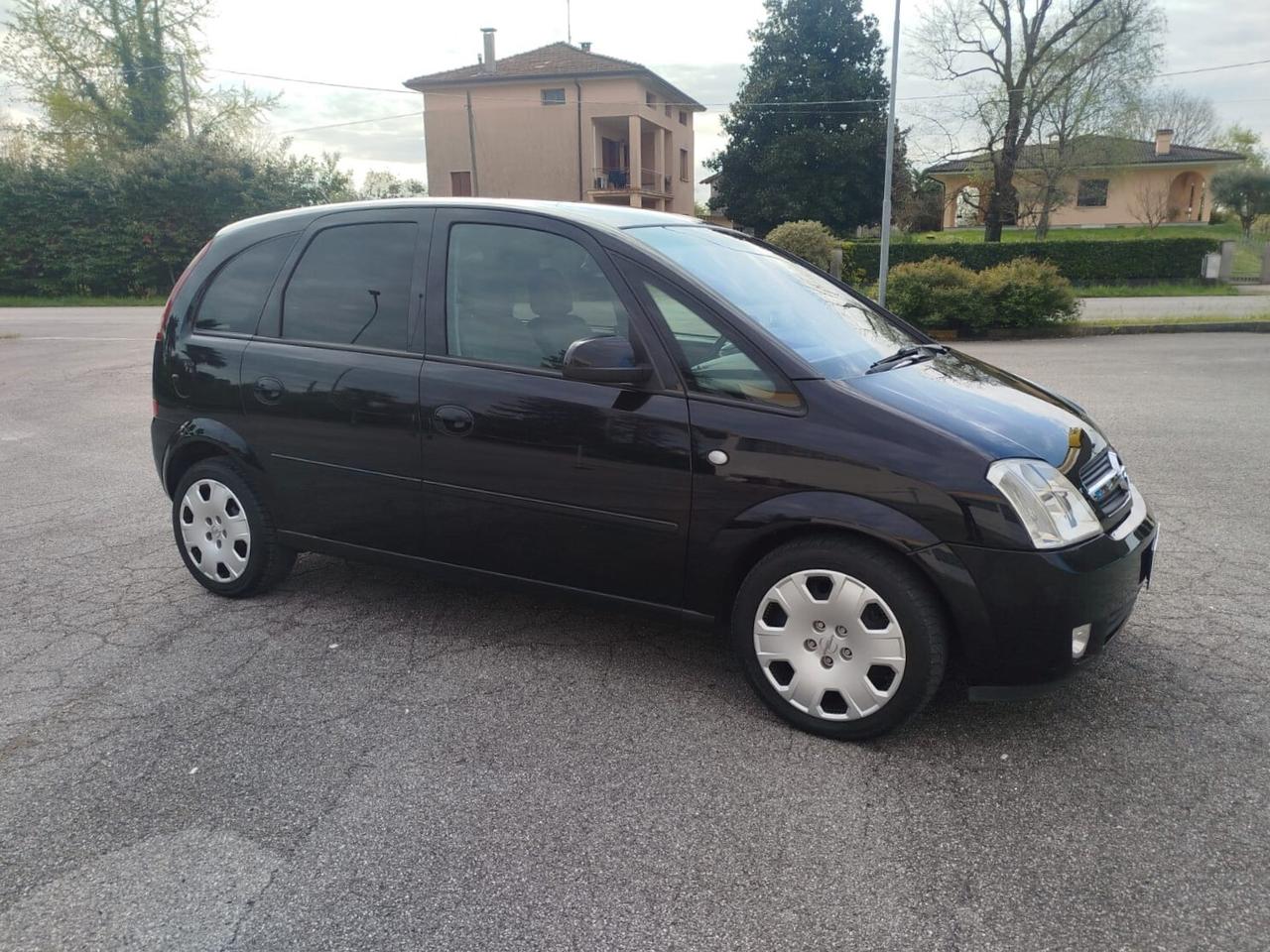 Opel Meriva 1.7 CDTI 101CV Cosmo