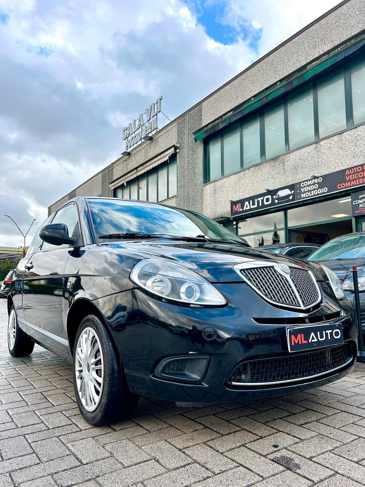 Lancia Ypsilon 1.2 69 CV Diva - ok neopatentato