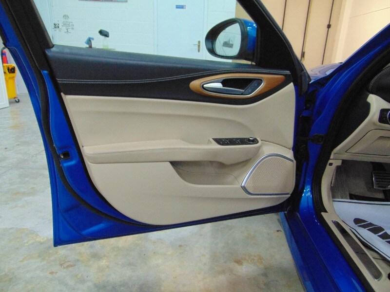 ALFA ROMEO Giulia (2016) Giulia 2.0 Turbo 280 C...