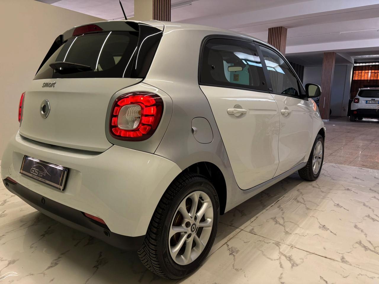 Smart ForFour 1000cc 71cv Allestimento Passion
