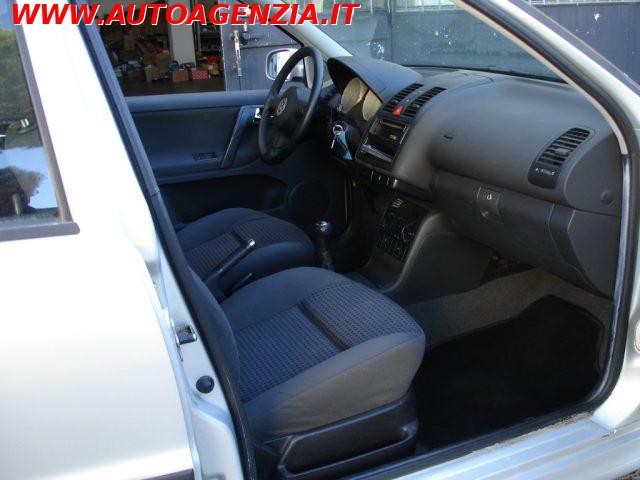 VOLKSWAGEN Polo 1.4 16V cat 5p. Comfortline AC POCHI KM