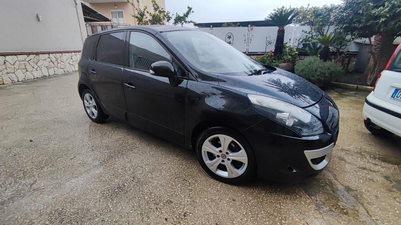 Renault Scenic 1.6 dci 2012