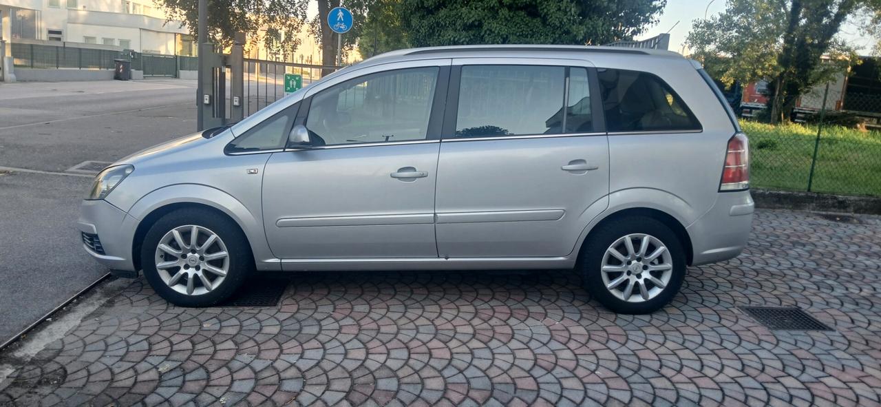 Opel Zafira 1.6 metano 7 posti