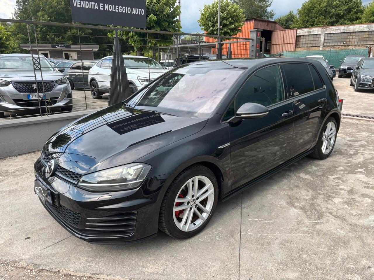 Volkswagen Golf GTD 2.0 TDI DSG 5p. BlueMotion Technology