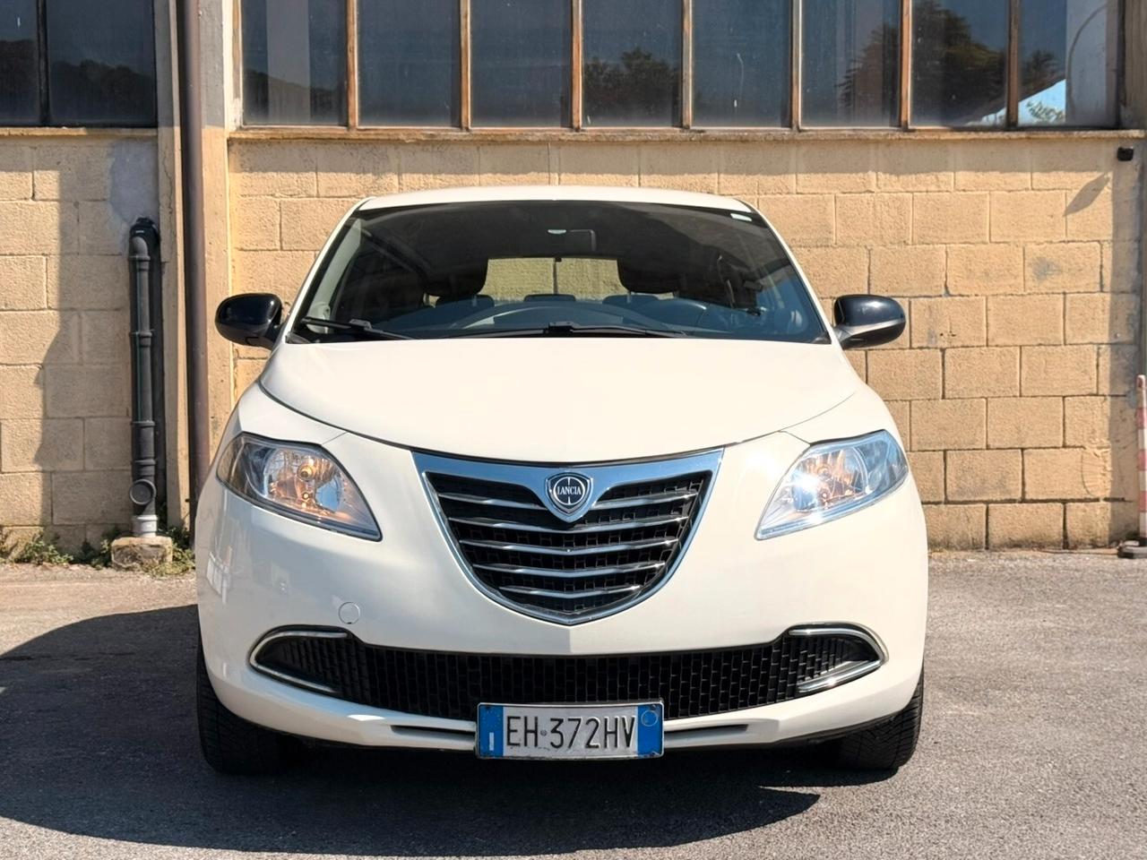 Lancia Ypsilon 1.2 69 CV 5 porte GPL Ecochic Platinum