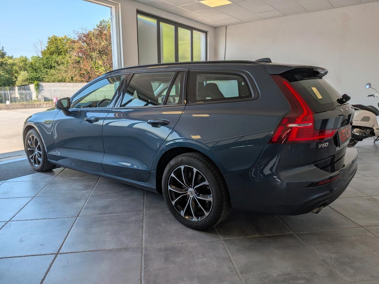 VOLVO V60 2.0 B4