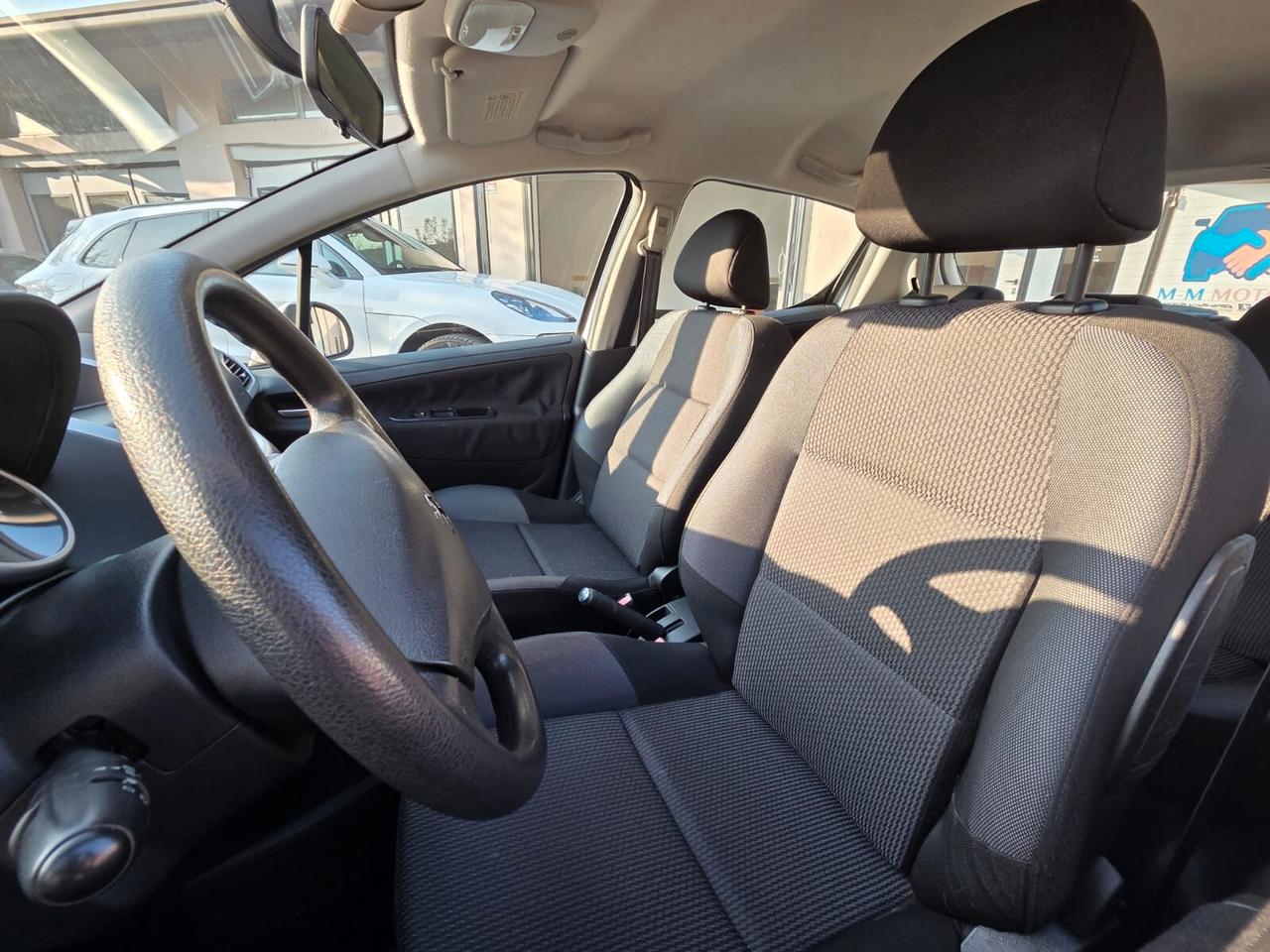 Peugeot 207 1.4 VTi 95CV 5p. XS