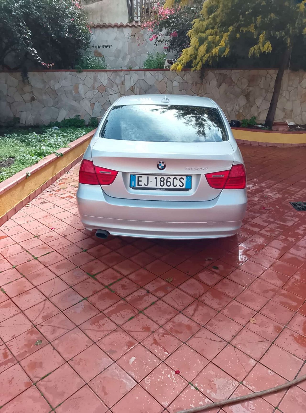 BMW 320D 2011 photo 5