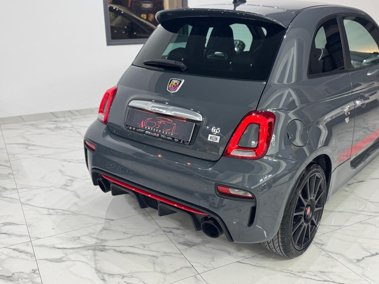 Abarth 695 1.4 Turbo T-Jet XSR Yamaha Limited Edition