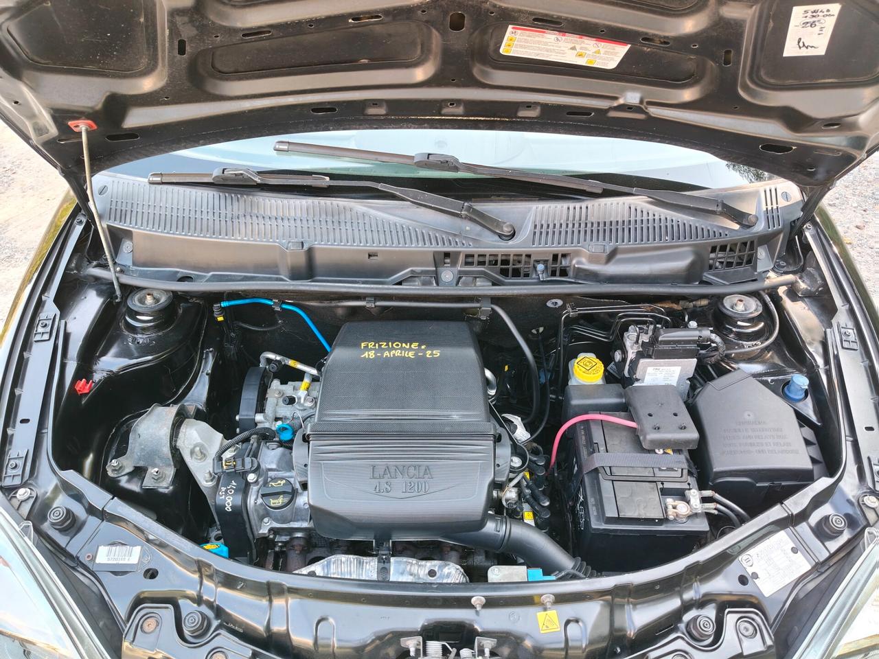 Lancia Y 1.2 Oro Benzina Ok Neopatentati