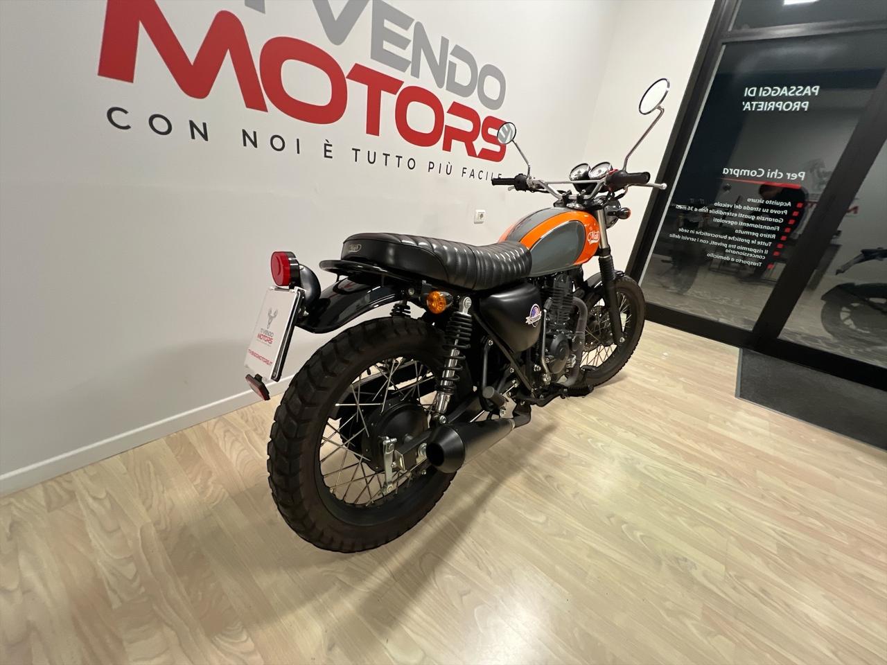 Mash 400 Scrambler solo 14.000km