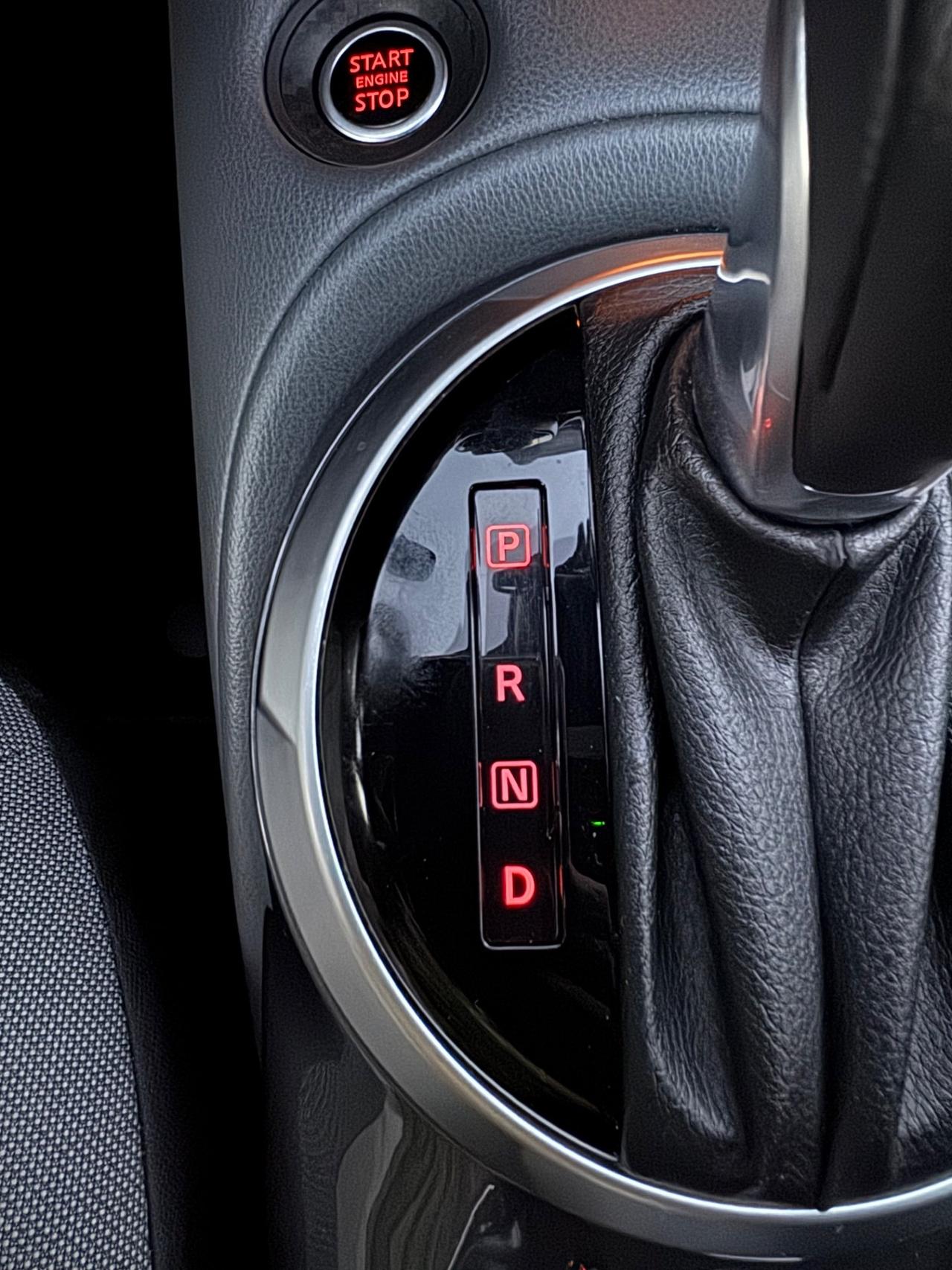 Nissan Juke CAMBIO AUTOMATICO/FARI FULL LED