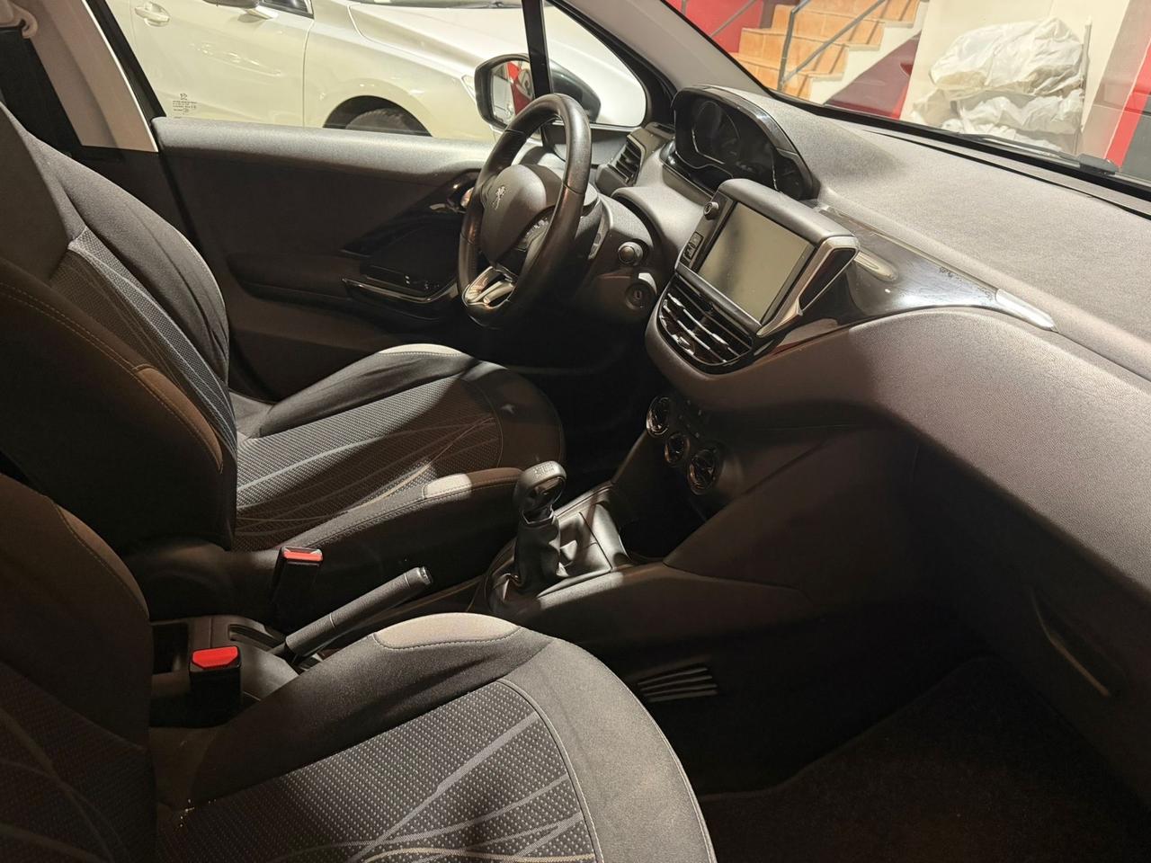 Peugeot 208 PureTech 82 ETG5 S&S 5 porte Allure