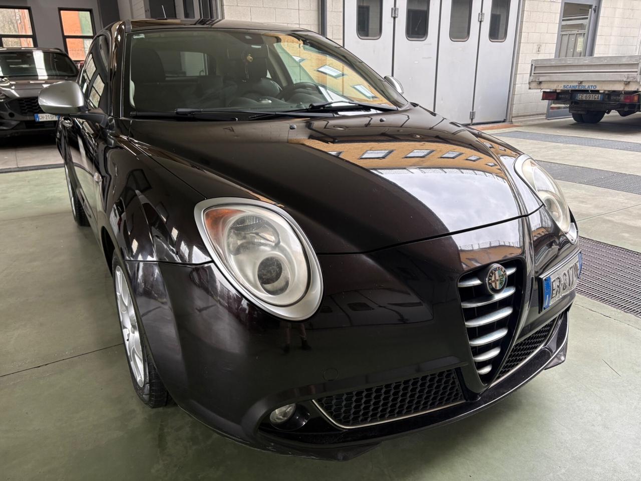Alfa Romeo MiTo 1.3 JTDm-2 S&S Distinctive Sport Pack
