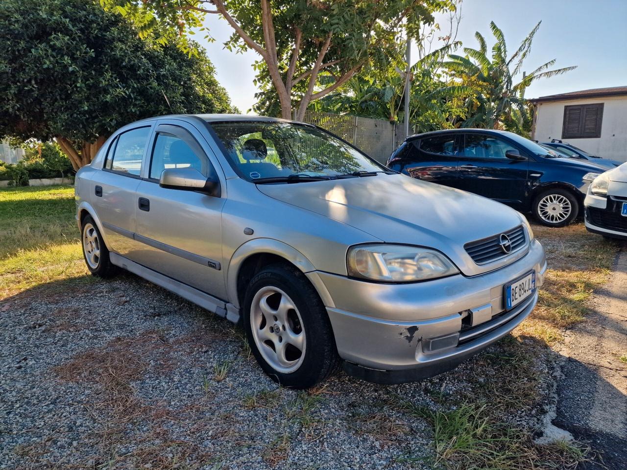 Opel Astra 1.4i 16V cat 5 porte Club