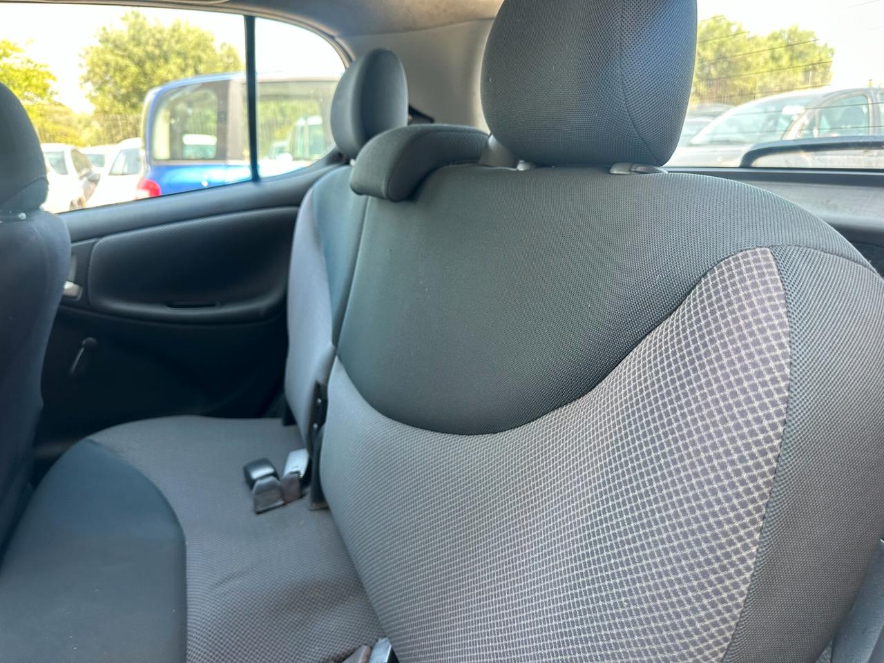 Toyota Yaris 1.4 tdi D-4D cat 5 porte