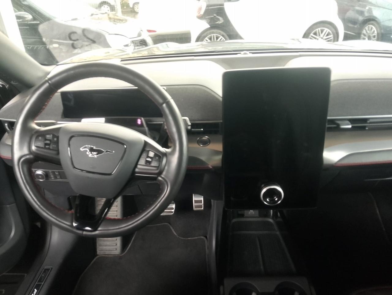Ford Mustang Mach-E AWD Elettrico Extended 351CV First Edition