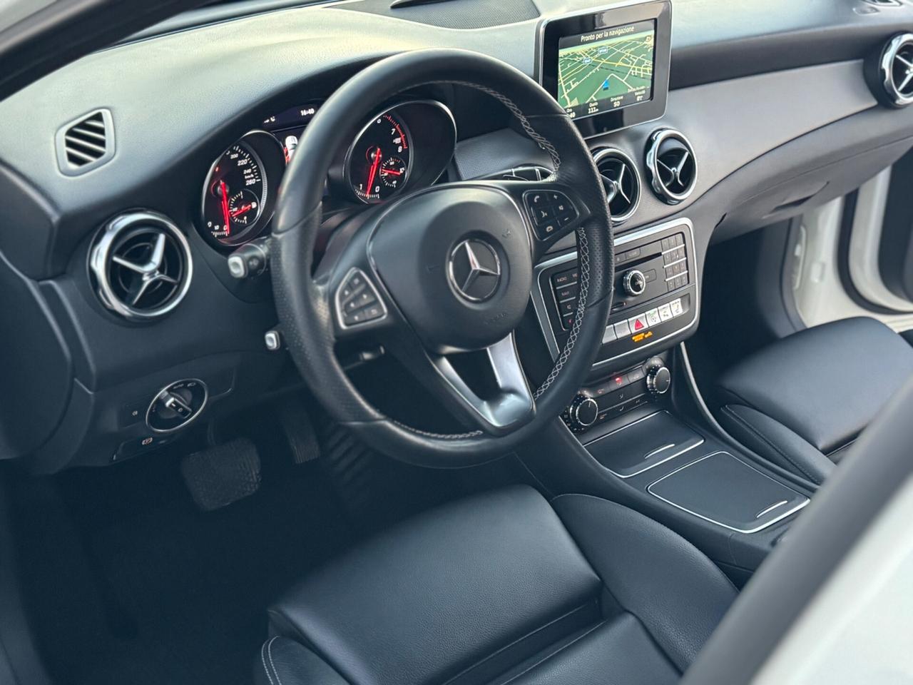 Mercedes-benz GLA Benzina Sport, Pelle Automatico