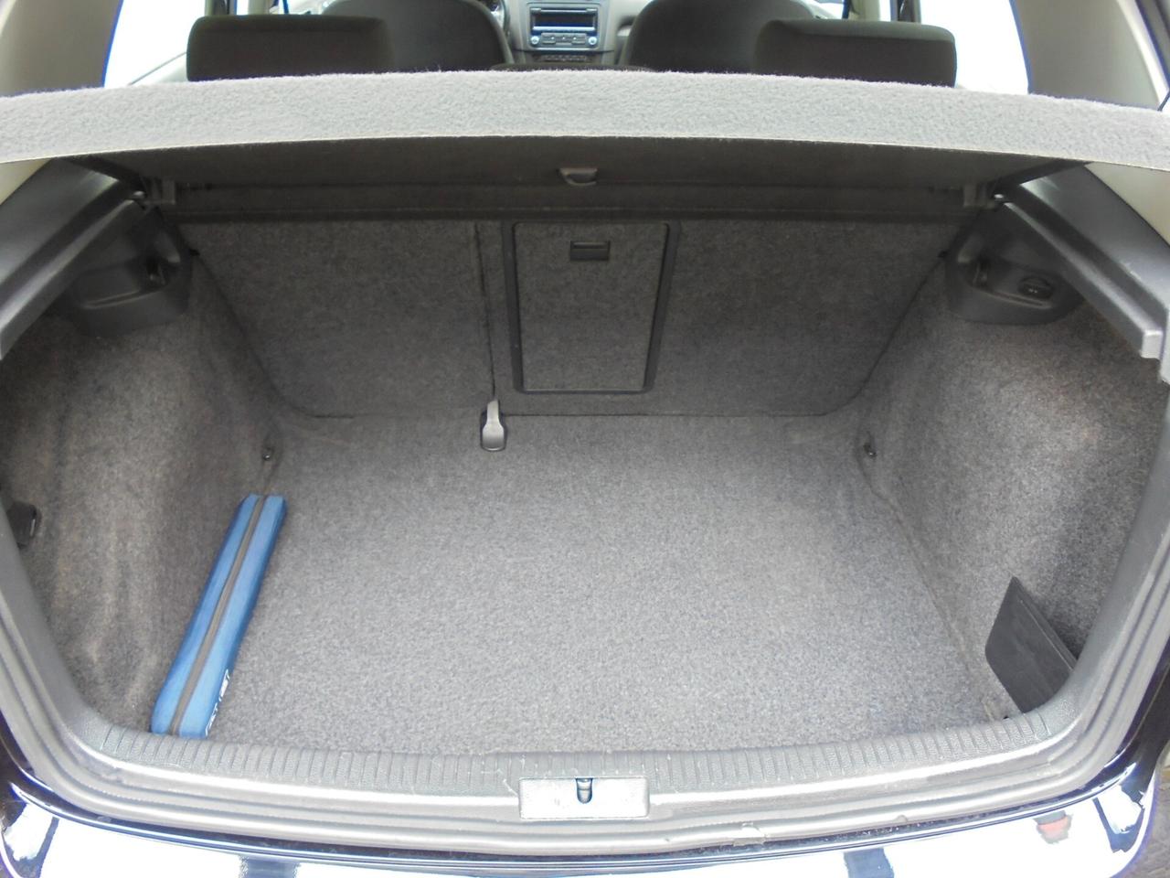 VOLKSWAGEN GOLF VI 1.6 TDI 105CV HIGHLINE 5P UNIPROPRIETARIO