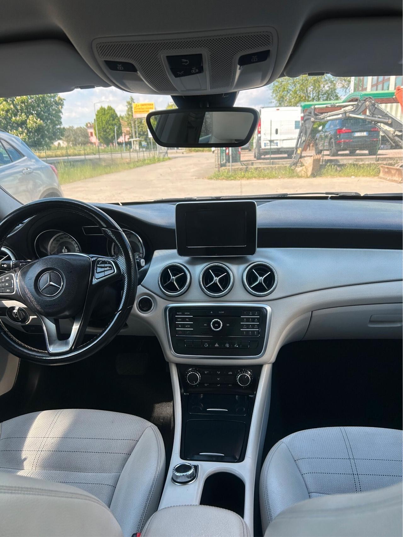 Mercedes-benz CLA 200 CDI S.W. Automatic Premium