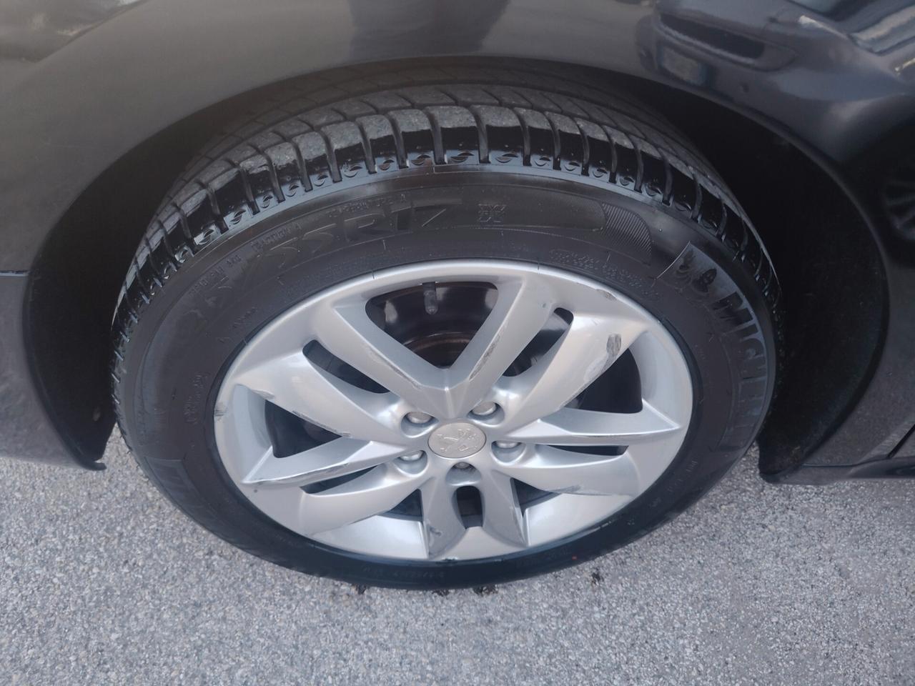 Peugeot 508 2.0 HDi 163CV aut. SW Ciel Business