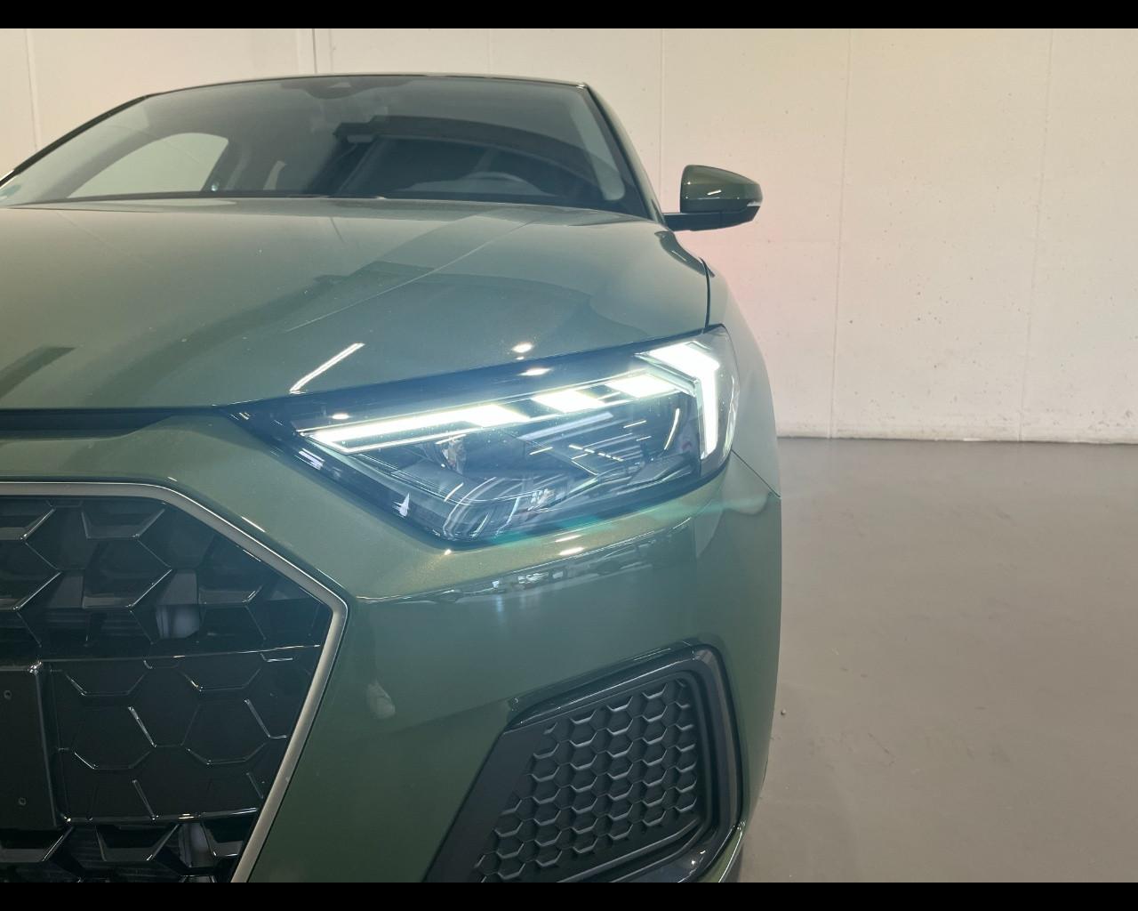 AUDI A1 SPORTBACK 30 TFSI BUSINESS