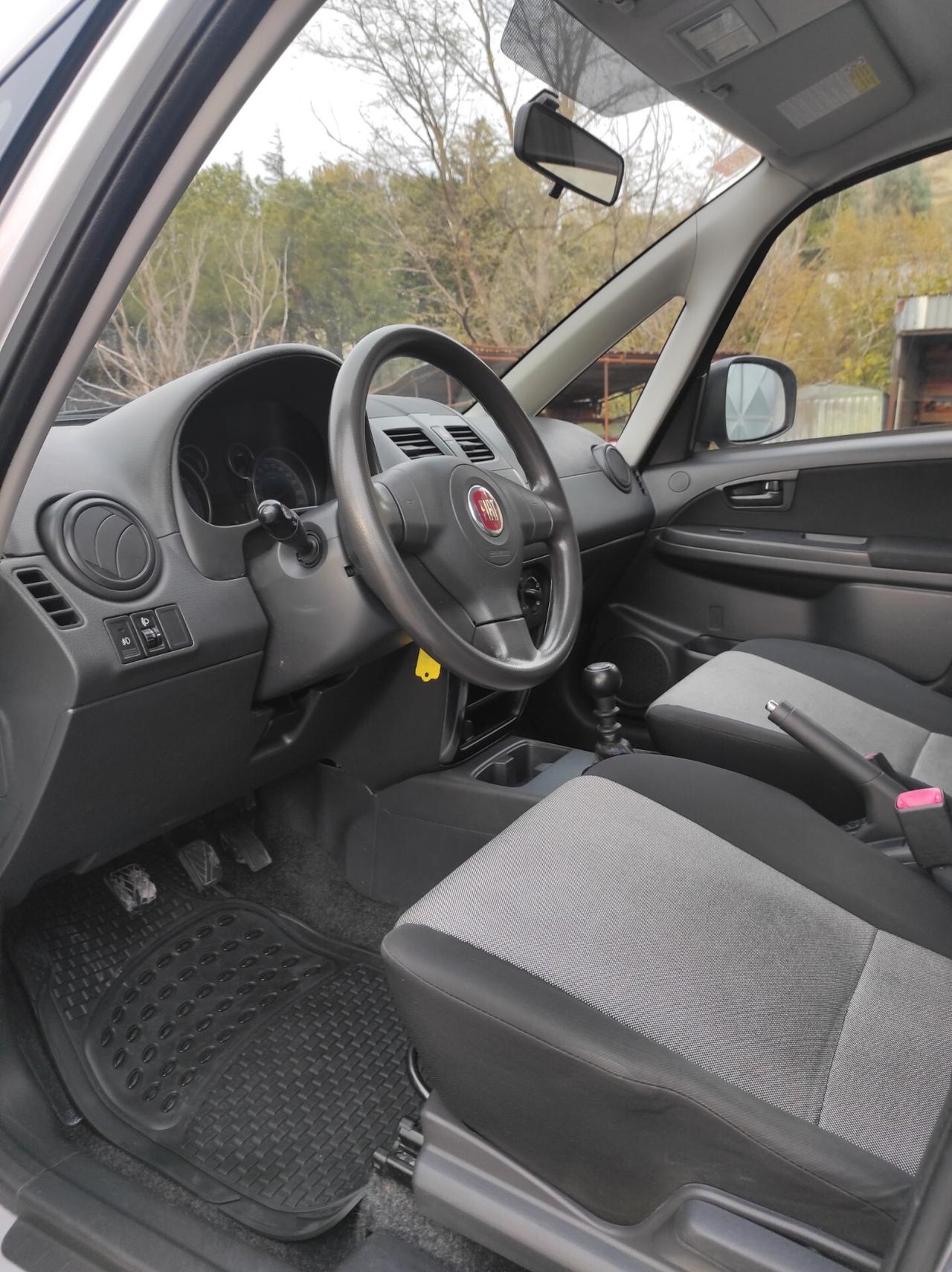 Fiat Sedici 2.0 MJT 16V DPF 4x4 Emotion