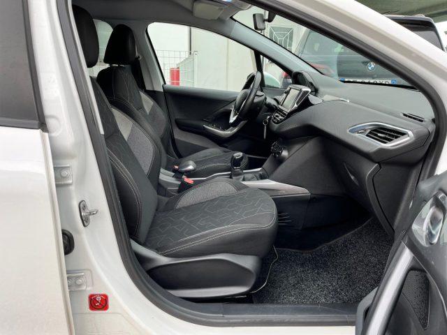 PEUGEOT 2008 1.2 PureTech 82 Active
