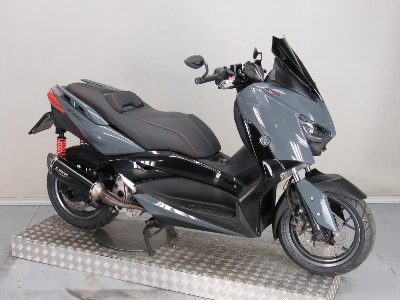 Yamaha X-Max 300 ABS TECH MAX POWER GREY