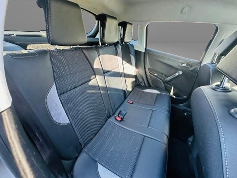 Peugeot 2008 Peugeot 2008 1.6 BlueHDi 100 Active