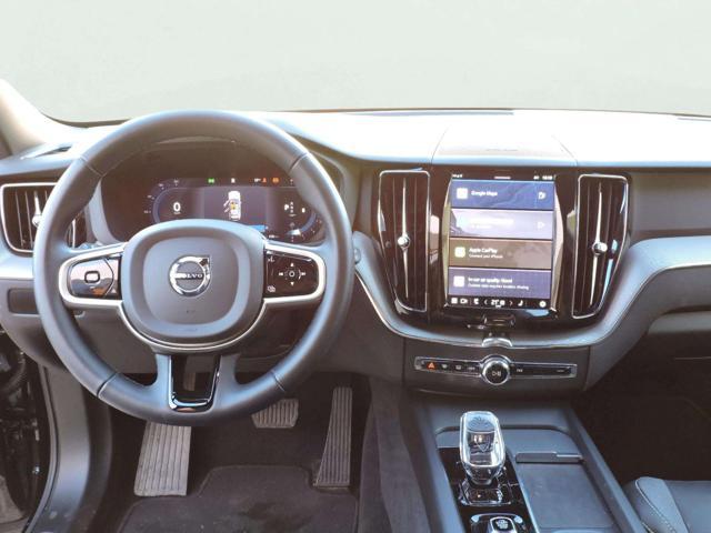 VOLVO XC60 B5 AWD automatico Plus Dark Aziendale