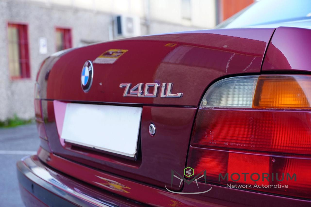 BMW 740 iL E38 V8 286CV LUNGA - 1994 - ISCRITTA ASI