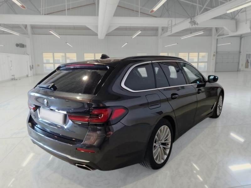 BMW 520 xDrive Luxury Auto MH48V Touring