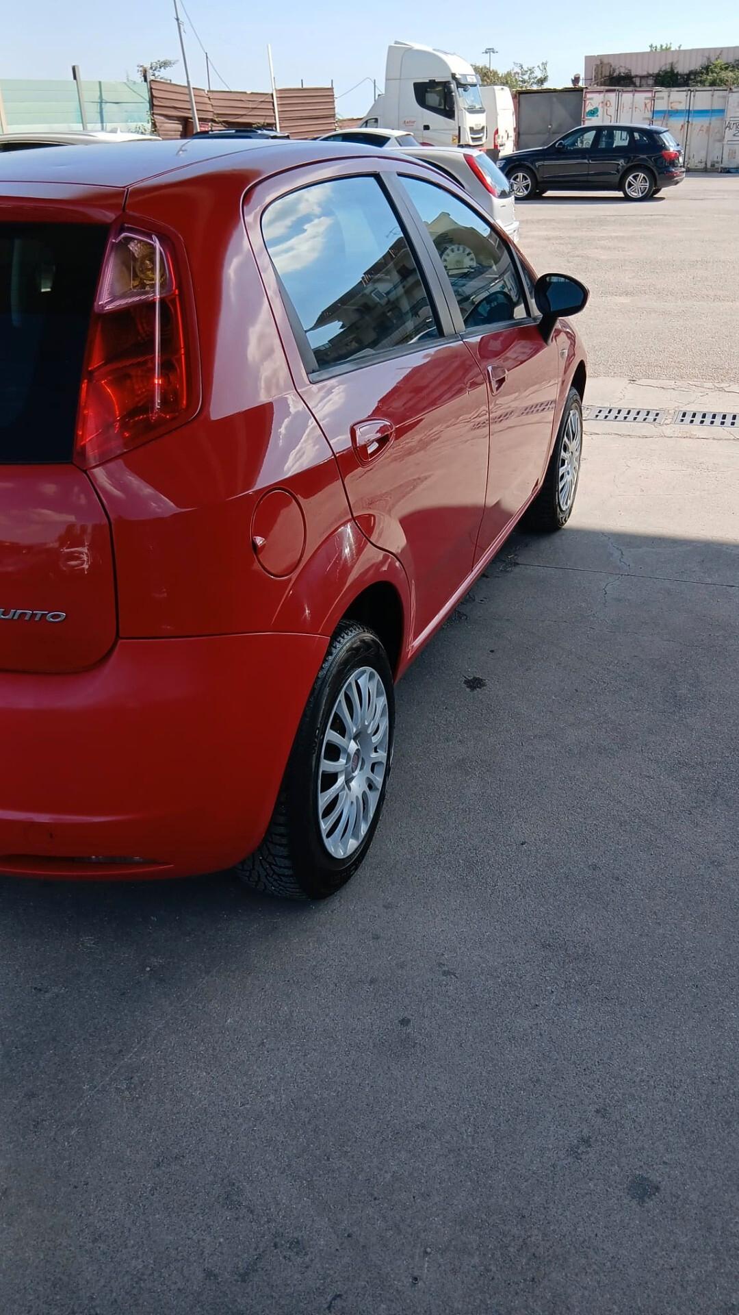 Fiat Grande Punto 1.4 5P DYNAMIC NATURAL POWER