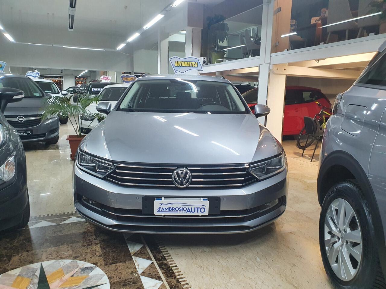 VW Passat Variant 1.6 TDI 120 CV DSG my 19