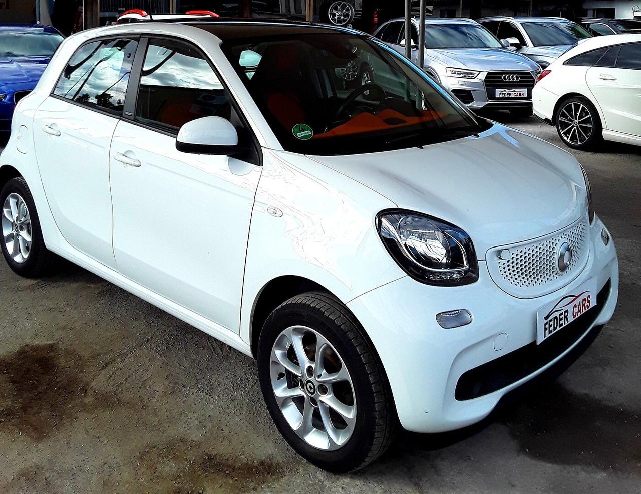 SMART FOUR FOUR PASSION 5P