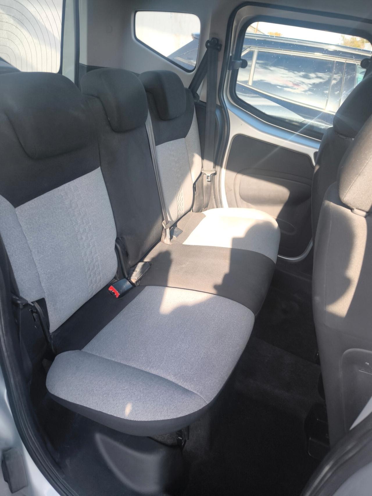 Fiat Qubo 1.3 MJT 80 CV Lounge 5 posti