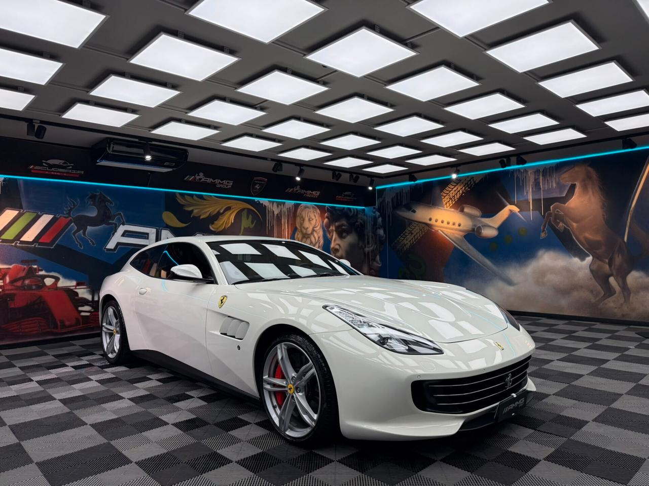 Ferrari GTC4 Lusso T (919)
