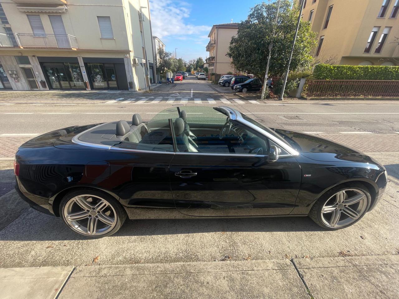 Audi A5 Cabrio 3.0 V6 tdi quattro s-tronic