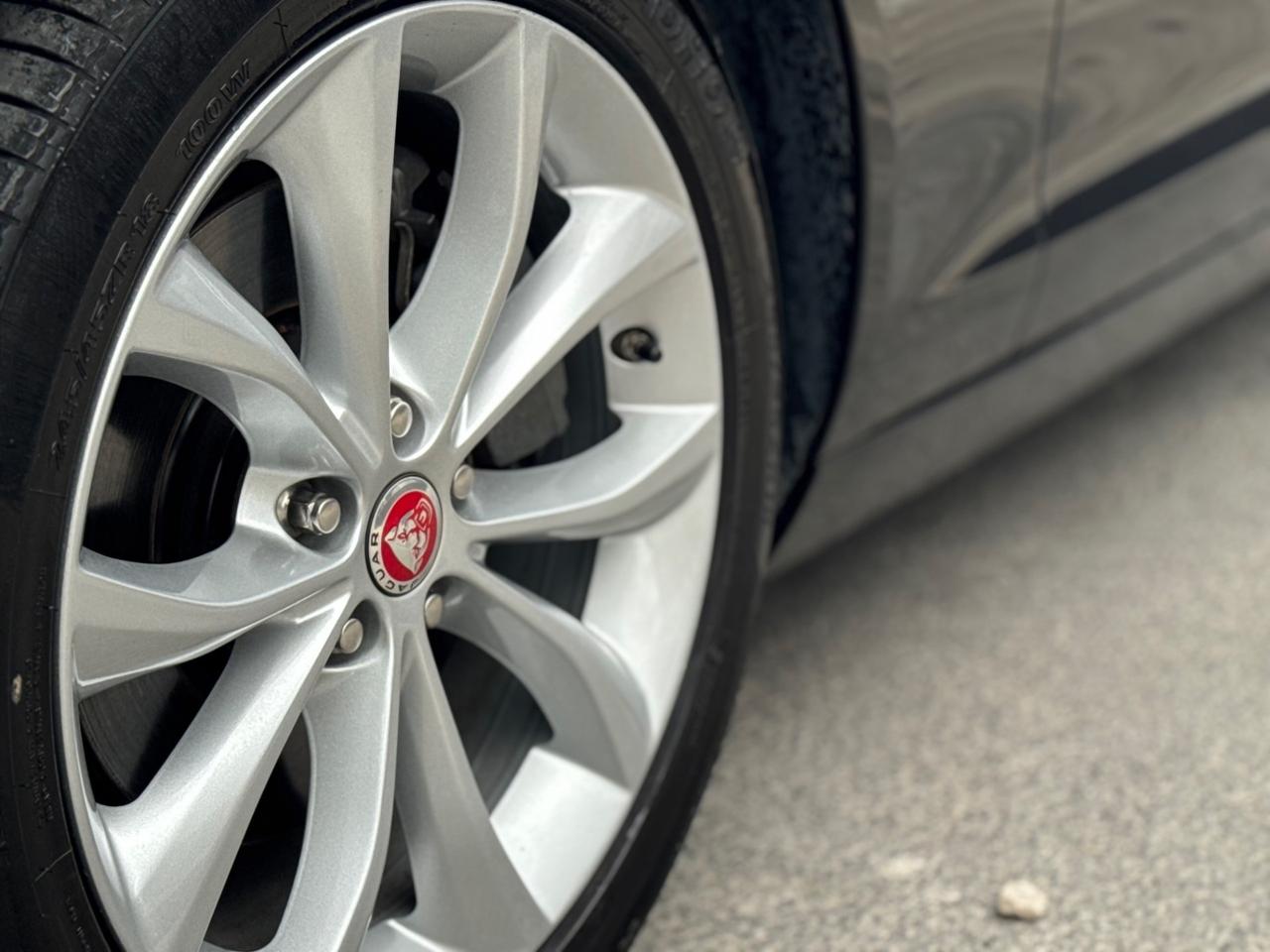 JAGUAR XF 20D 180 CV AWD R-SPORT FULL IVA