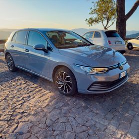 Volkswagen Golf 8 - 2.0 TDI EVO SCR Life - 2022