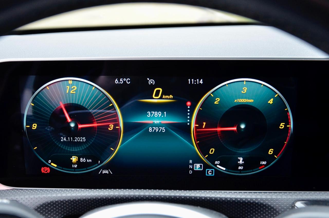 MERCEDES-BENZ A 180d SPORT 116cv AUTO, UFF ITALIANA, SERVICE CON FATTURE, EURO 6D, FARI LED, NAVI, RETROCAMERA, APPLE ANDROID, LUCI 64 COLORI, PERMUTE