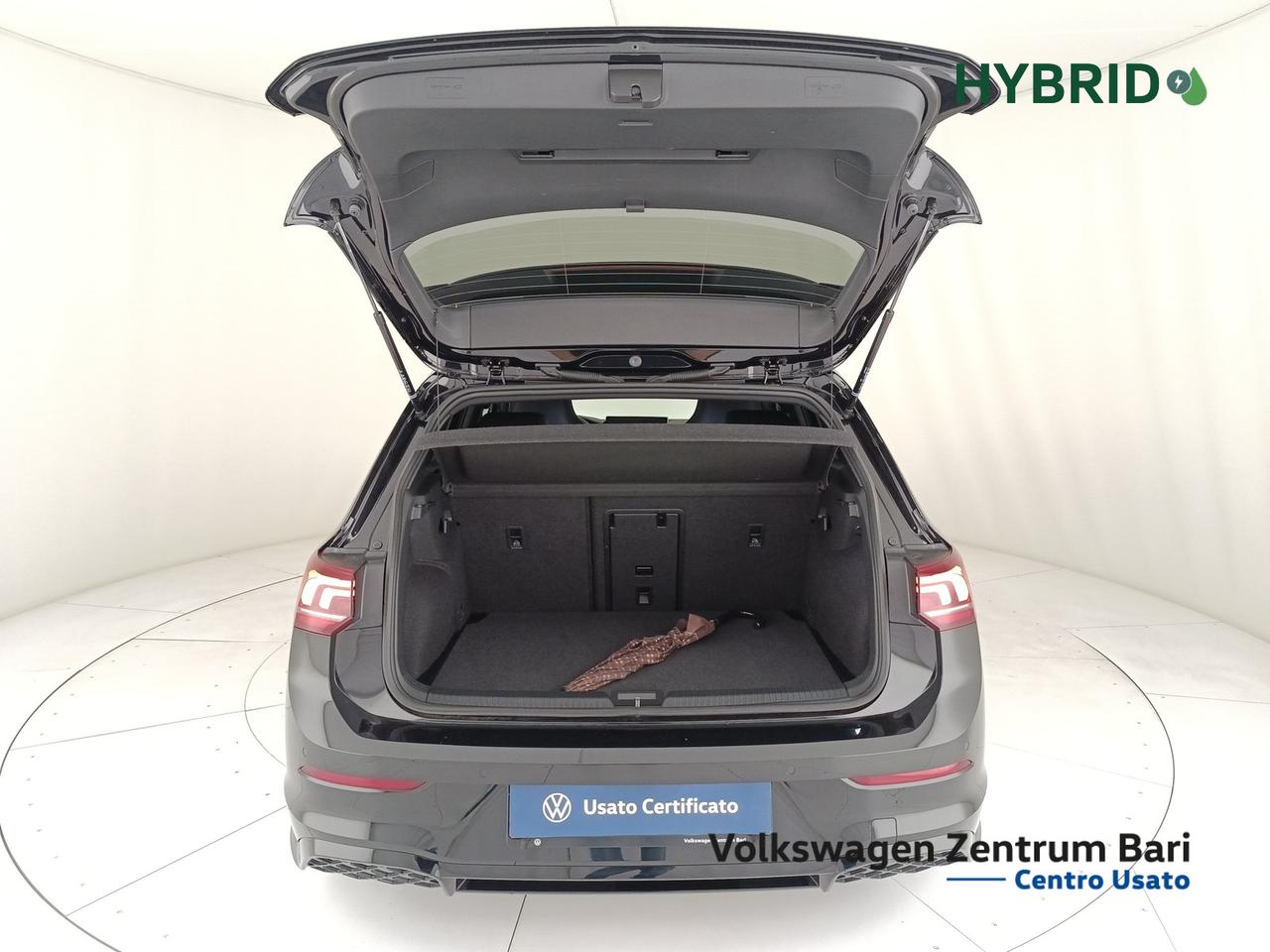 Volkswagen Golf 1.5 etsi r-line 150cv dsg