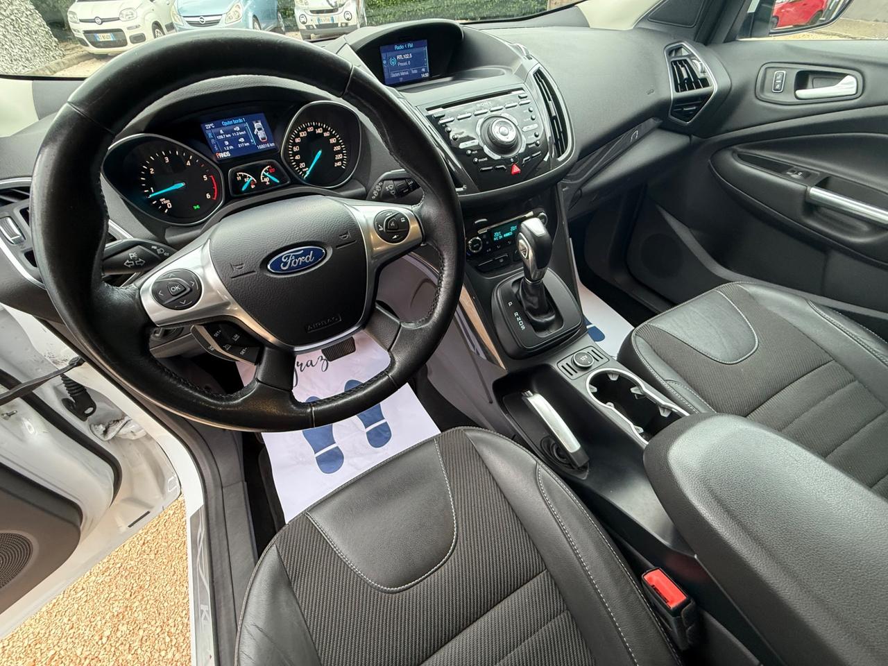 Ford Kuga 2.0 TDCI 150 CV S&S 4WD Powershift Titanium