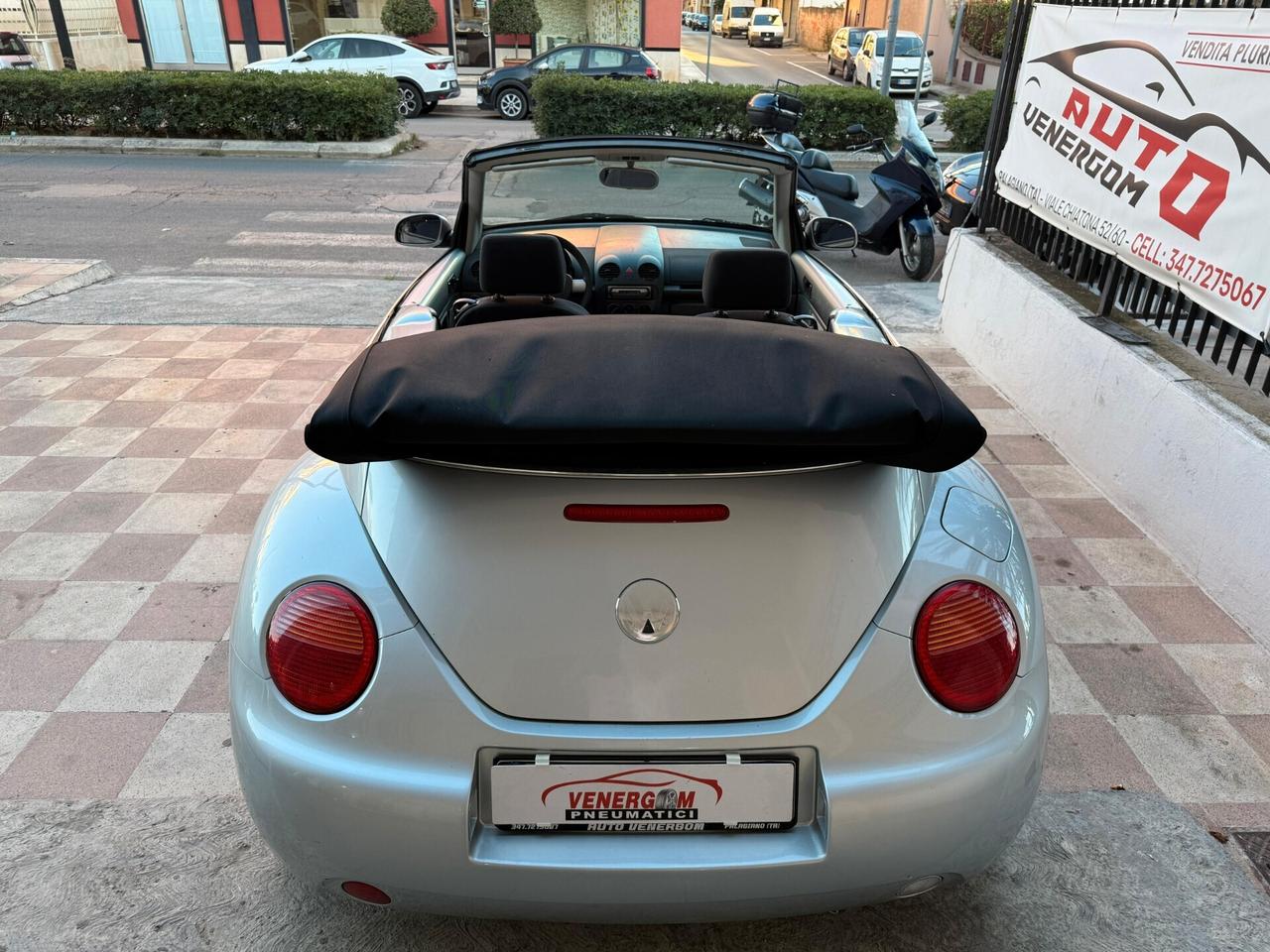 Volkswagen New Beetle 1.6 102CV Cabrio