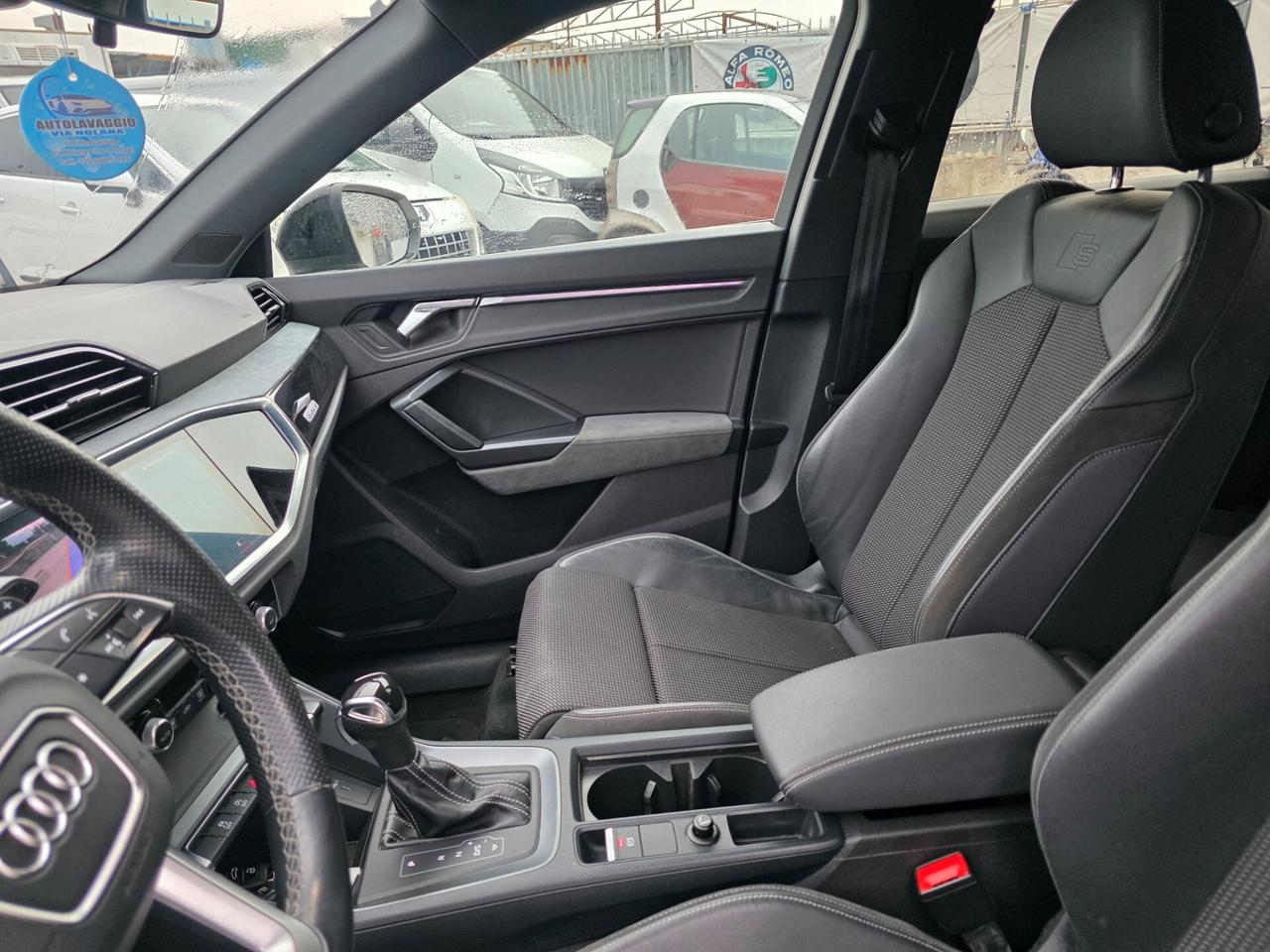 Audi Q3 35 TDI quattro S tronic line edition